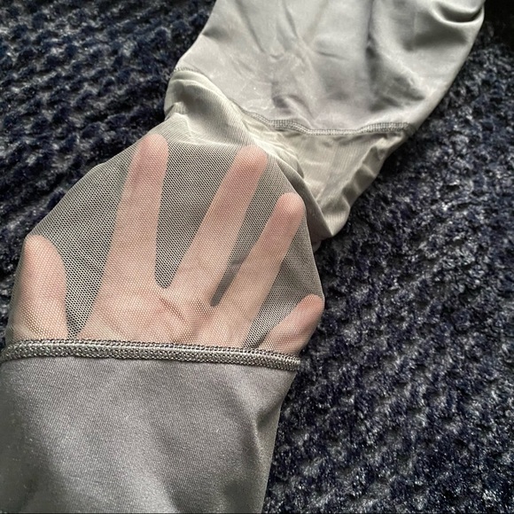 PUMA Cropped Mesh Leggings - Picture 4 of 4